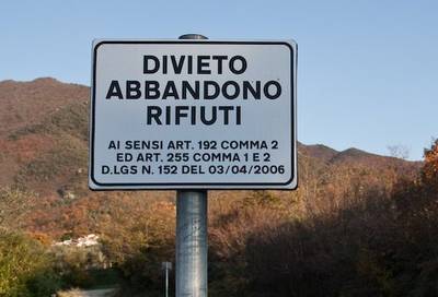 ATTIVITÀ INVESTIGATIVE E REATI LEGATI ALL’ABBANDONO DI RIFIUTI